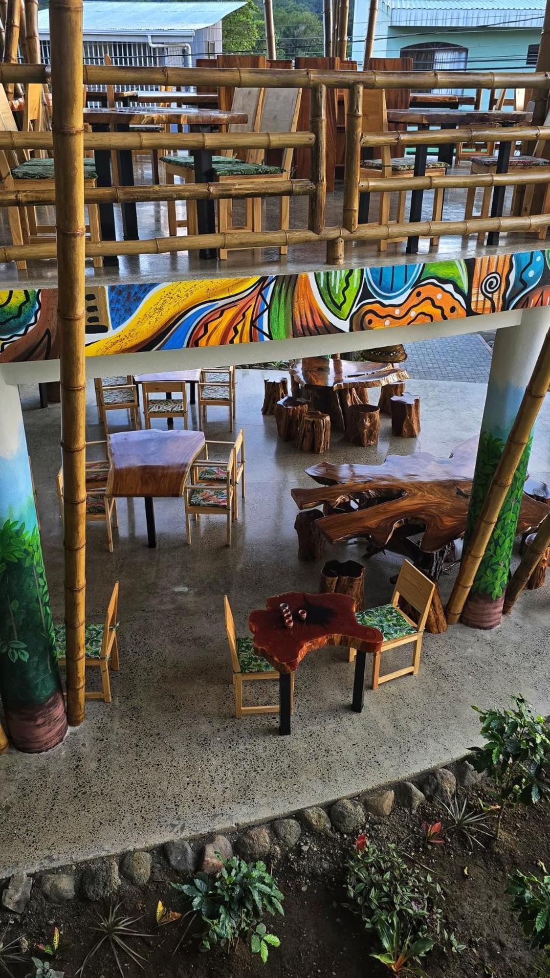 Bonding Coffee Roaster Cafe & Hotel Quepos Exterior photo