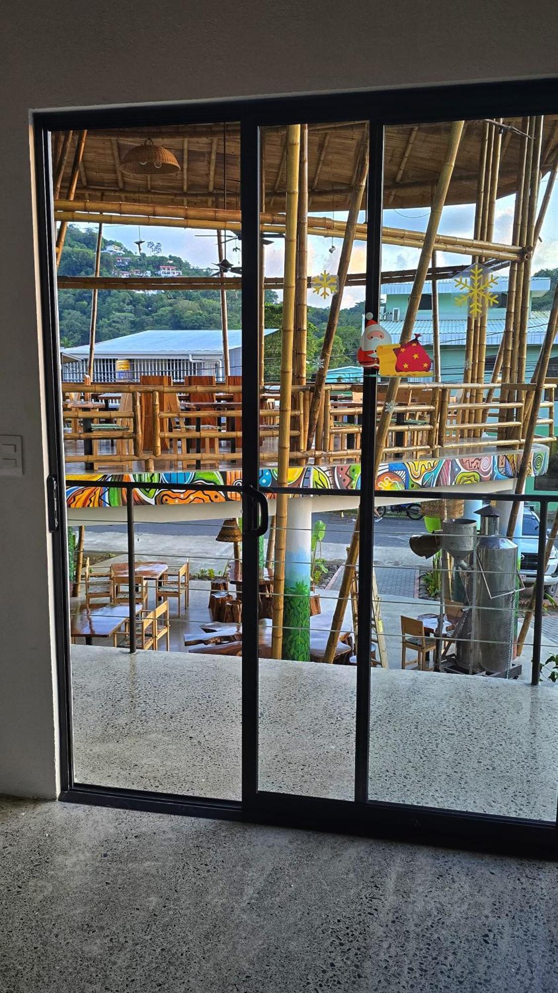 Bonding Coffee Roaster Cafe & Hotel Quepos Exterior photo
